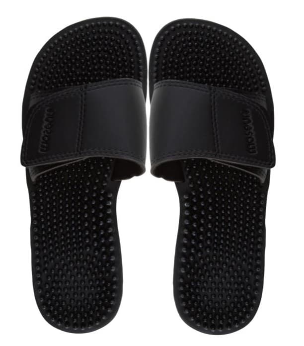Maseur invigorating sandals 2025
